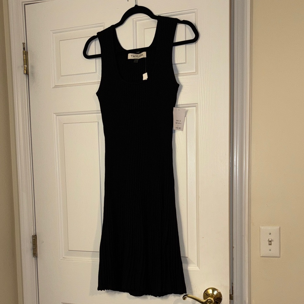 Taylor Elegant Black Midi Dress